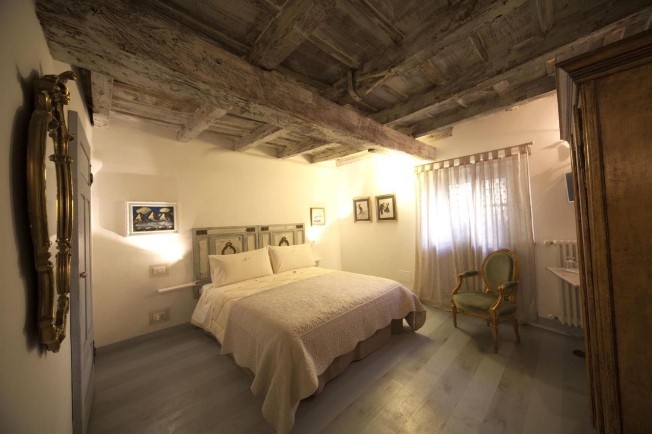 La Casa Di Chloé Bed & Breakfast *